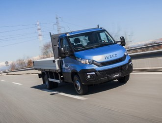 NewDailyCab_Iveco-4